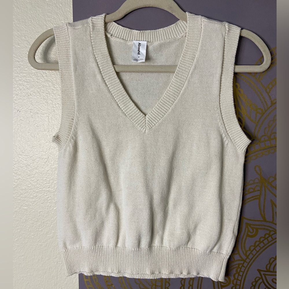 ABOUND Cream Sweater Vest